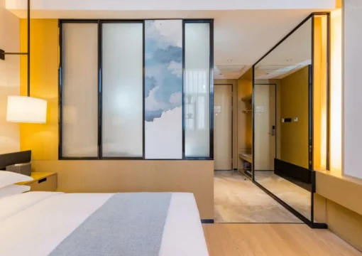 Romantic Couples Room